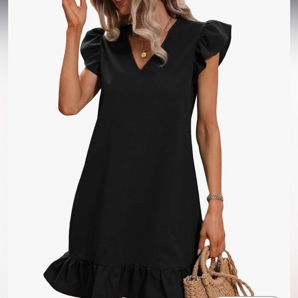 Black flutter sleeve shift style dress NWT! Size XL
